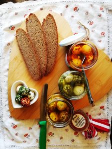 Brot-Topfenbällchen